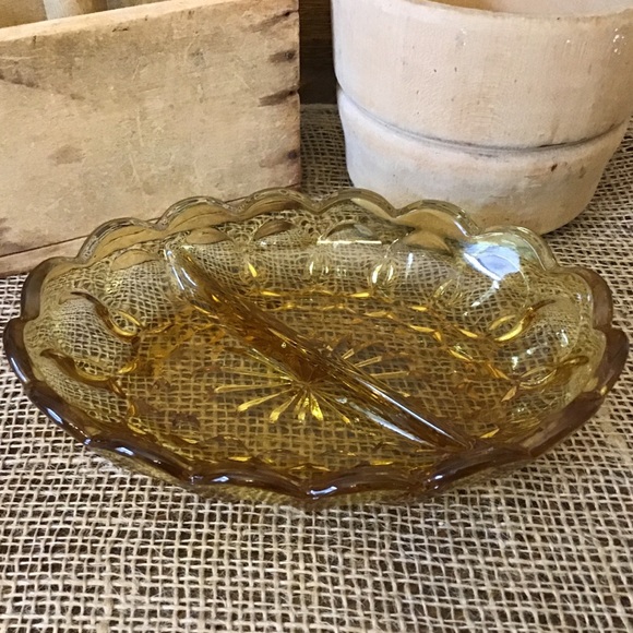 1950’s divided dish - Picture 1 of 4